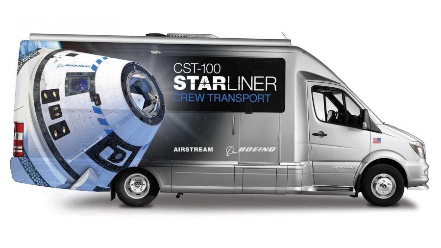  Airstream Astrovan II 2019 года  (фото 2 из 7)